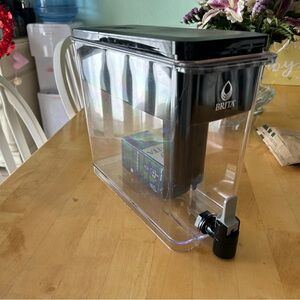 Brita elite water dispenser with new filter